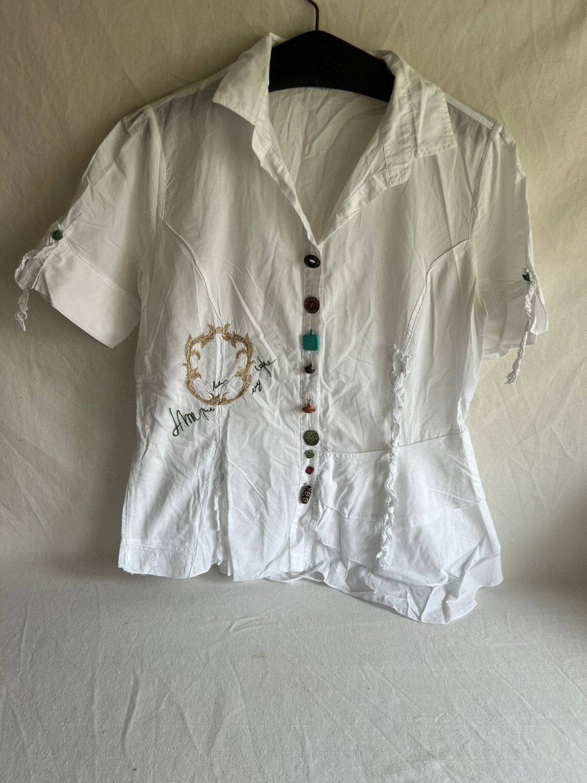 ELLY italia witte blouse M, applicaties/knopen korte mouw k, Ophalen of Verzenden, Zo goed als nieuw, Wit