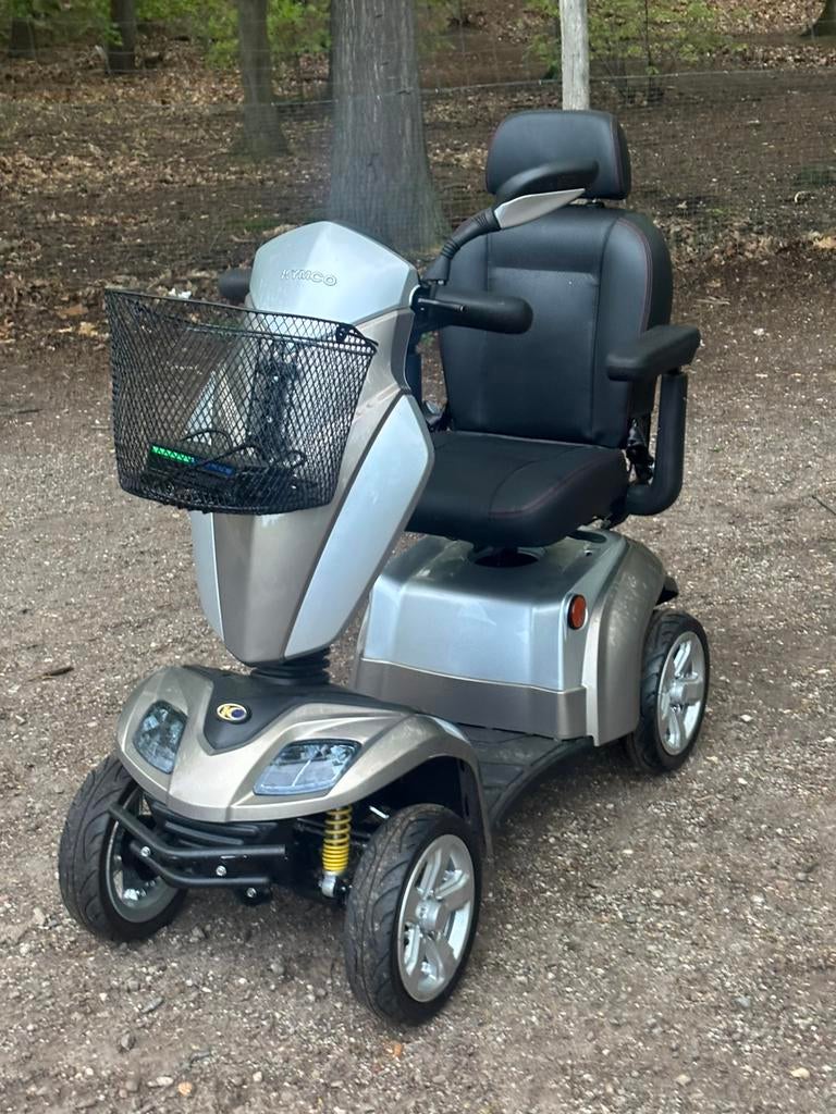 Kymco Showroommodel €4199,00 nu €1650 met 200 km ., Meer info ☎️0️⃣6️⃣➖2️⃣0️⃣9️⃣0️⃣1️⃣0️⃣4️⃣0️⃣, Kymco, Nieuw, Ophalen of Verzenden