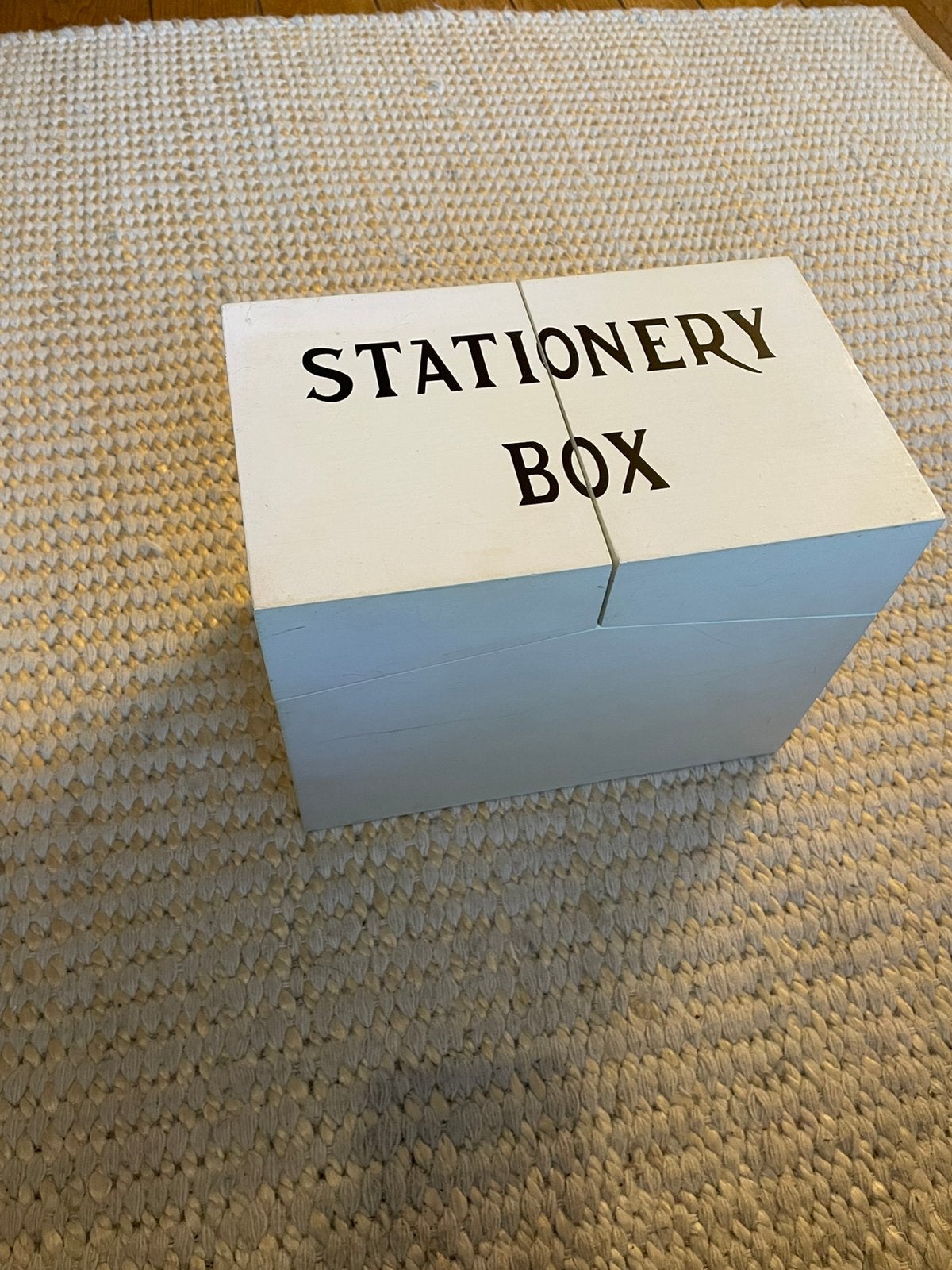 Rivièra Maison mooie houten brieven box open klapbaar, Ophalen, Zo goed als nieuw