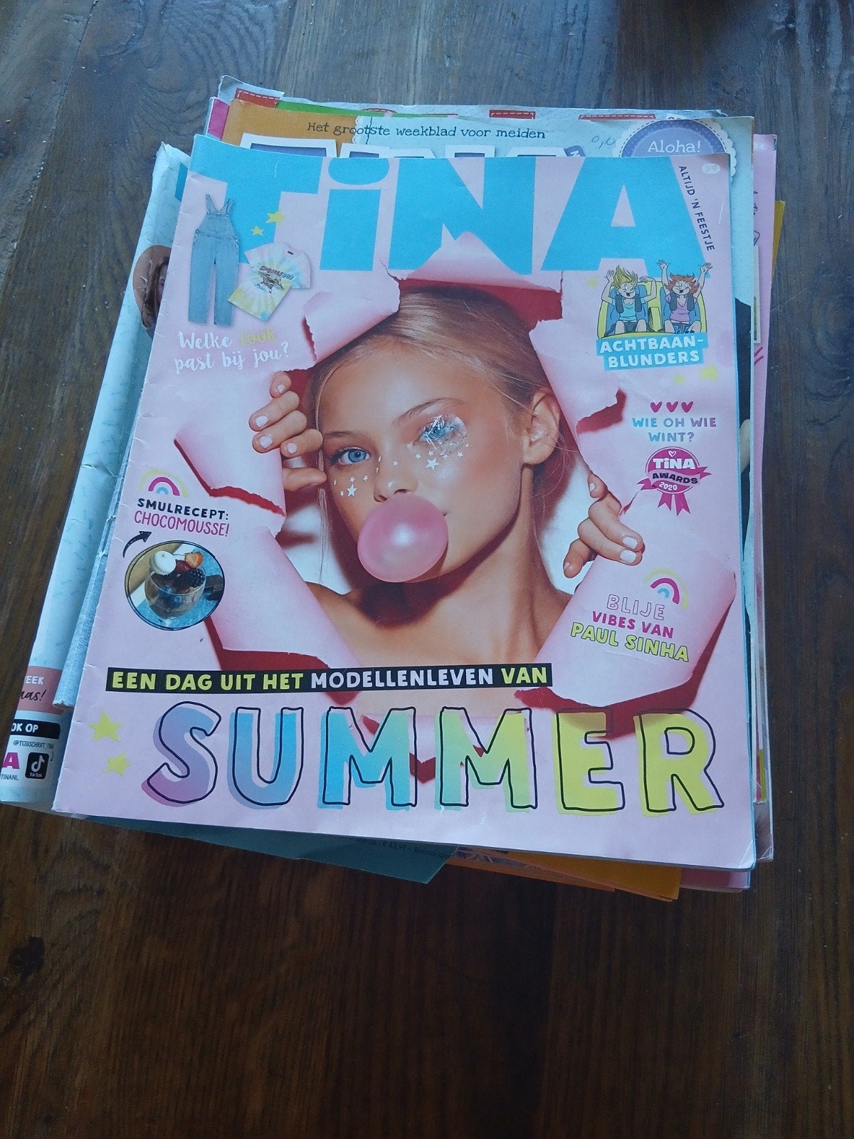 Stapel Tina's - Diverse edities van het meidenweekblad, Ophalen of Verzenden, Gelezen, Damesbladen