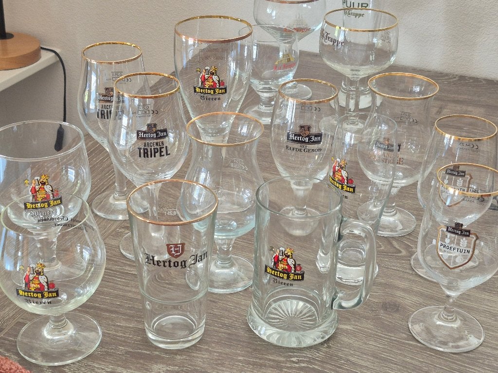 bierglazen, Verzamelen, Glas en Borrelglaasjes, Ophalen of Verzenden, Zo goed als nieuw, Bierglas