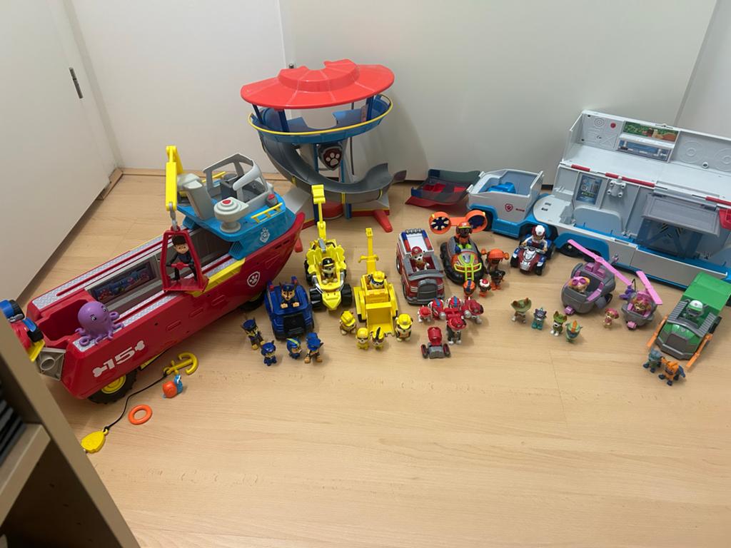 Grote Paw Patrol collectie met voertuigen en figuren, Ophalen, Zo goed als nieuw, Jongen of Meisje