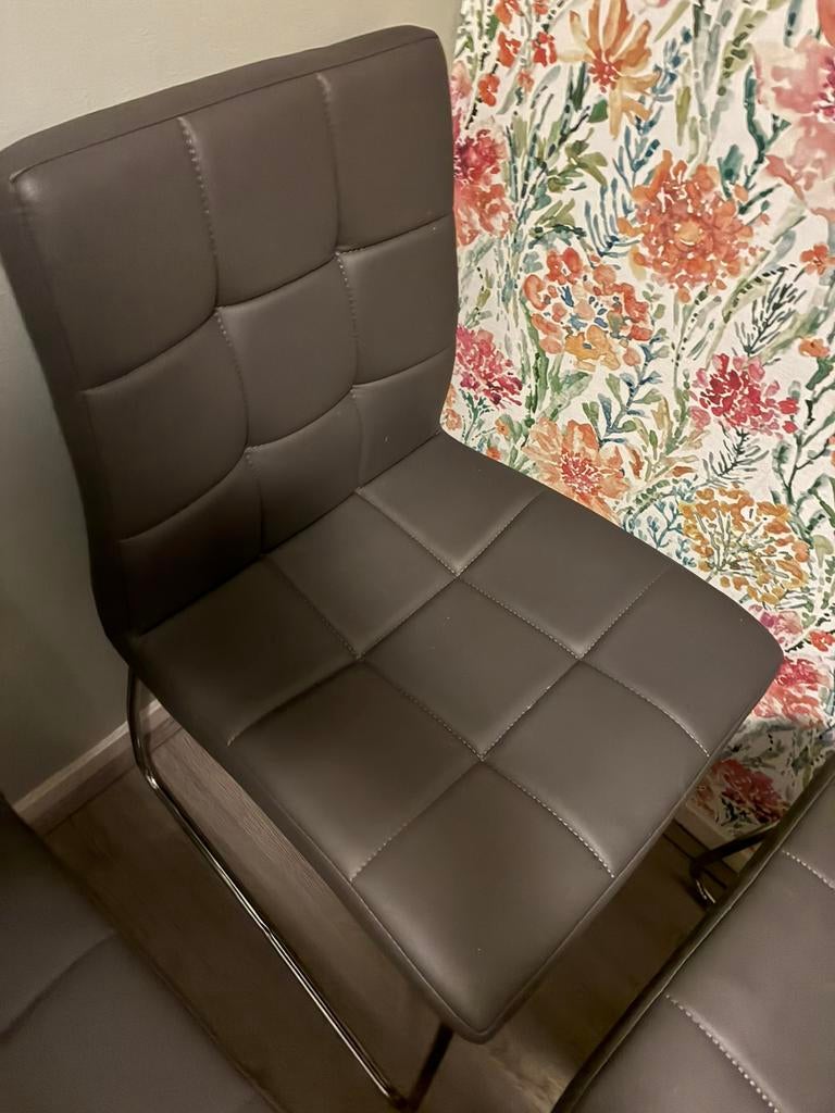 4 eetkamer stoelen, Huis en Inrichting, Ophalen, Gebruikt, Vier, Grijs