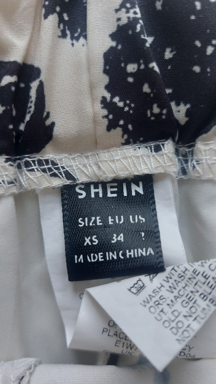 Shein bloemenprint skort maat XS, Kleding | Dames, Zwart, Ophalen of Verzenden, Zo goed als nieuw, SHEIN