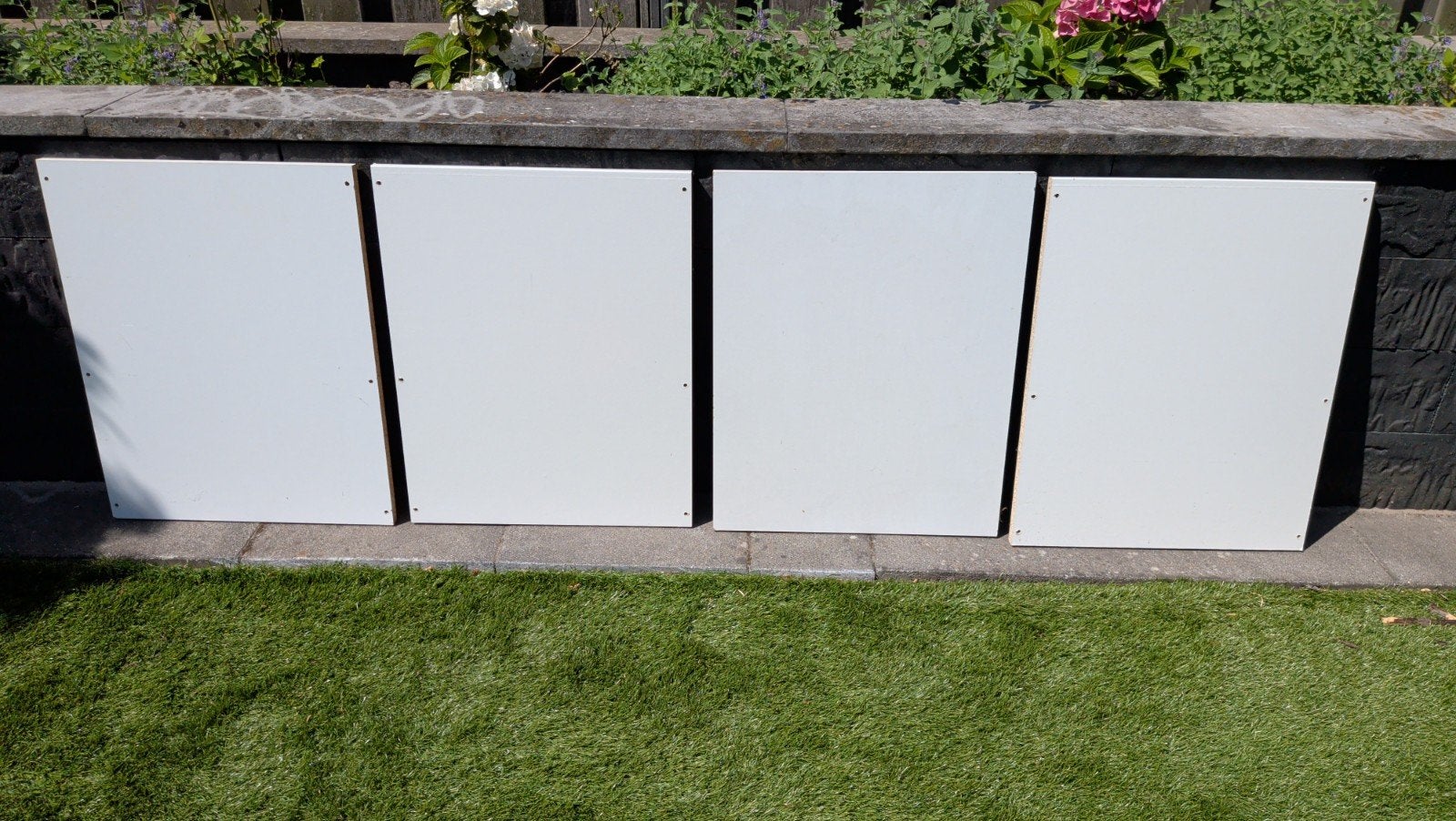 5 kastplanken van de Ikea, Ophalen