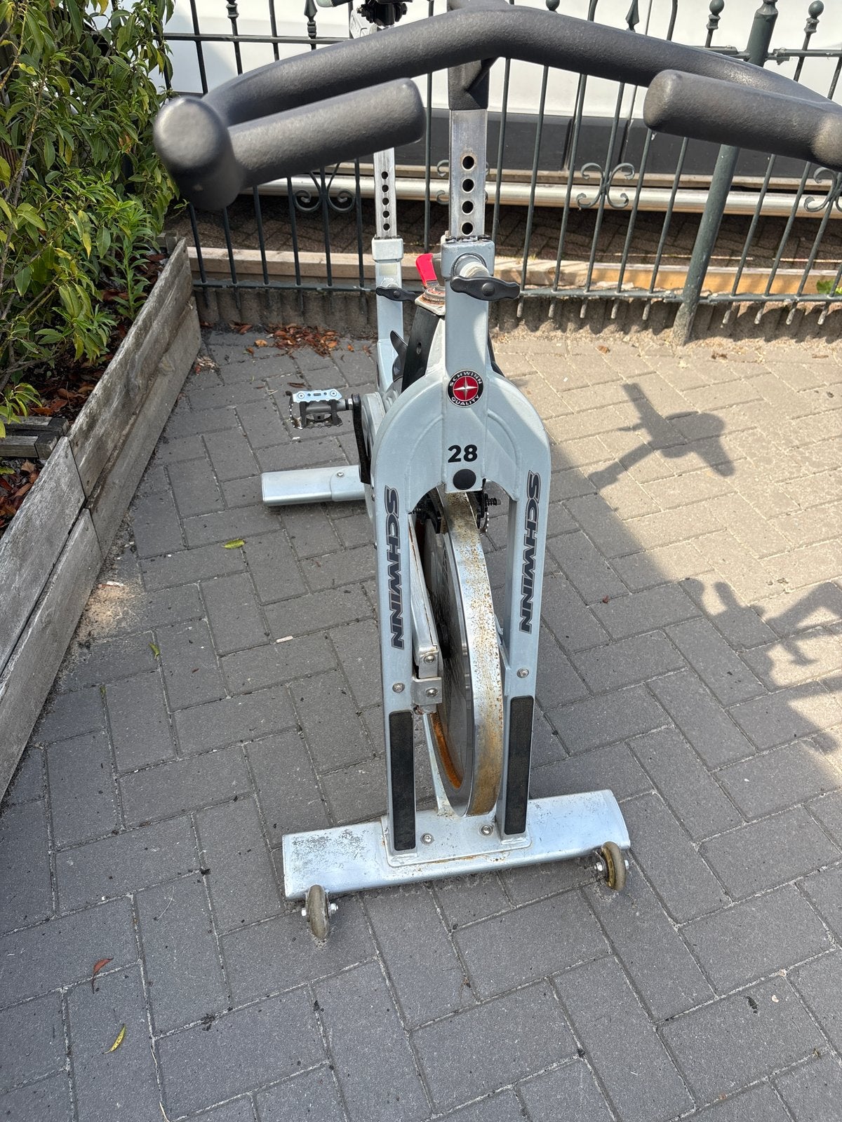Spinfiets met roestplekken, werkt perfect, Sport en Fitness, Gebruikt, Spinningfiets, Ophalen of Verzenden, Metaal