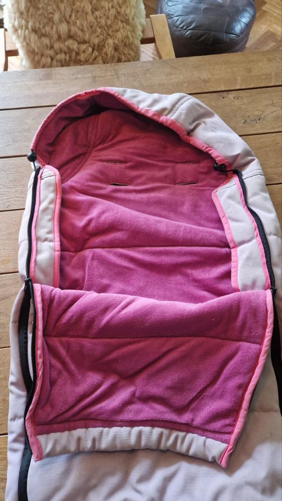 Quinny slaapzak kinderwagen - Roze, Ophalen of Verzenden, Gebruikt, Kinderwagen, Quinny