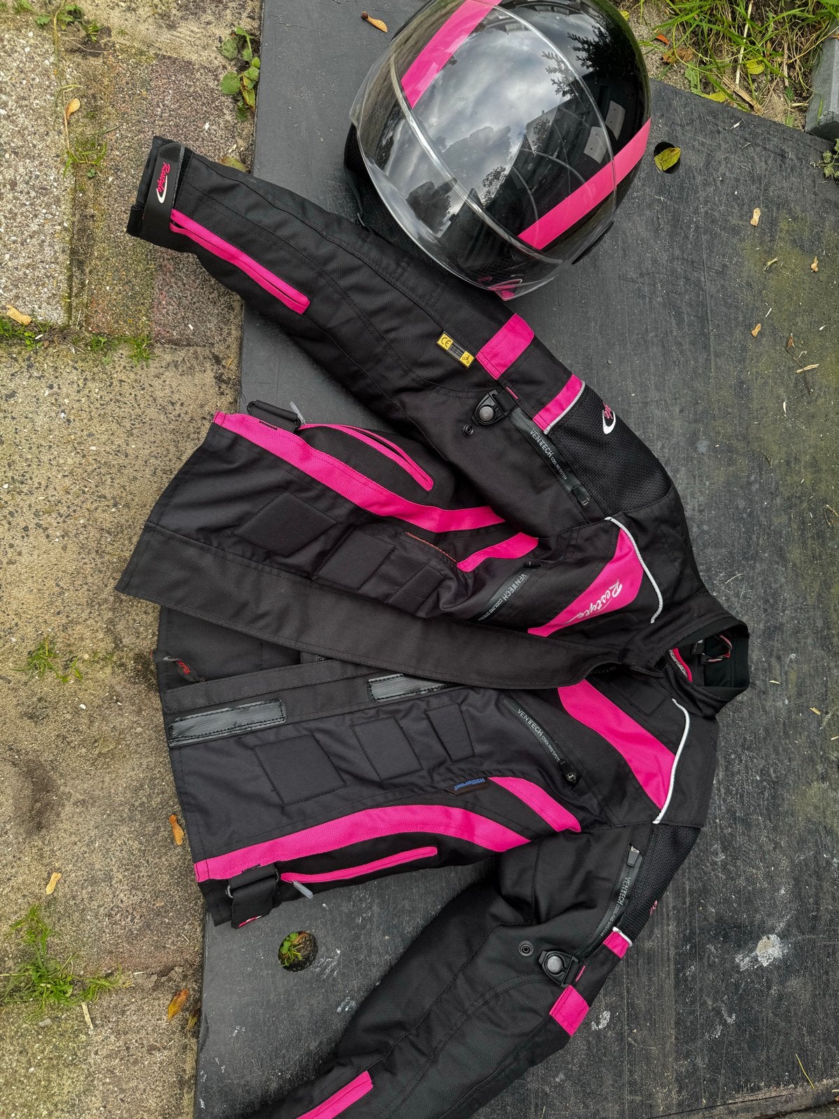 Motorjas (Reestyle) en helm (Vinz) - Zwart/Roze, Motoren, Ophalen of Verzenden, Tweedehands, Dames, Jas | textiel