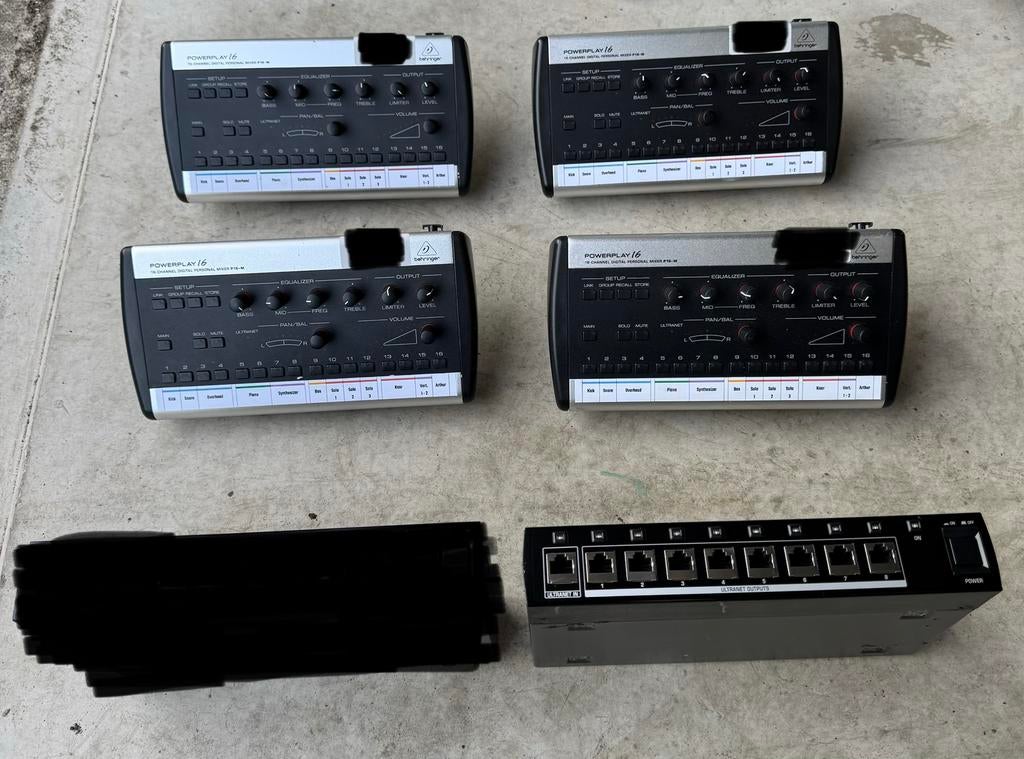 Behringer Powerplay P16-M en P16-D Personal Monitor Systeem, Computers en Software, Netwerk switches, Ophalen, Zo goed als nieuw