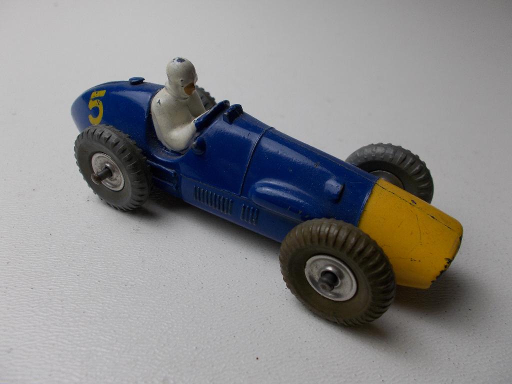 1955 Dinky Toys 234 FERRARI FORMULE 1 RACING CAR I.g.st. (D)