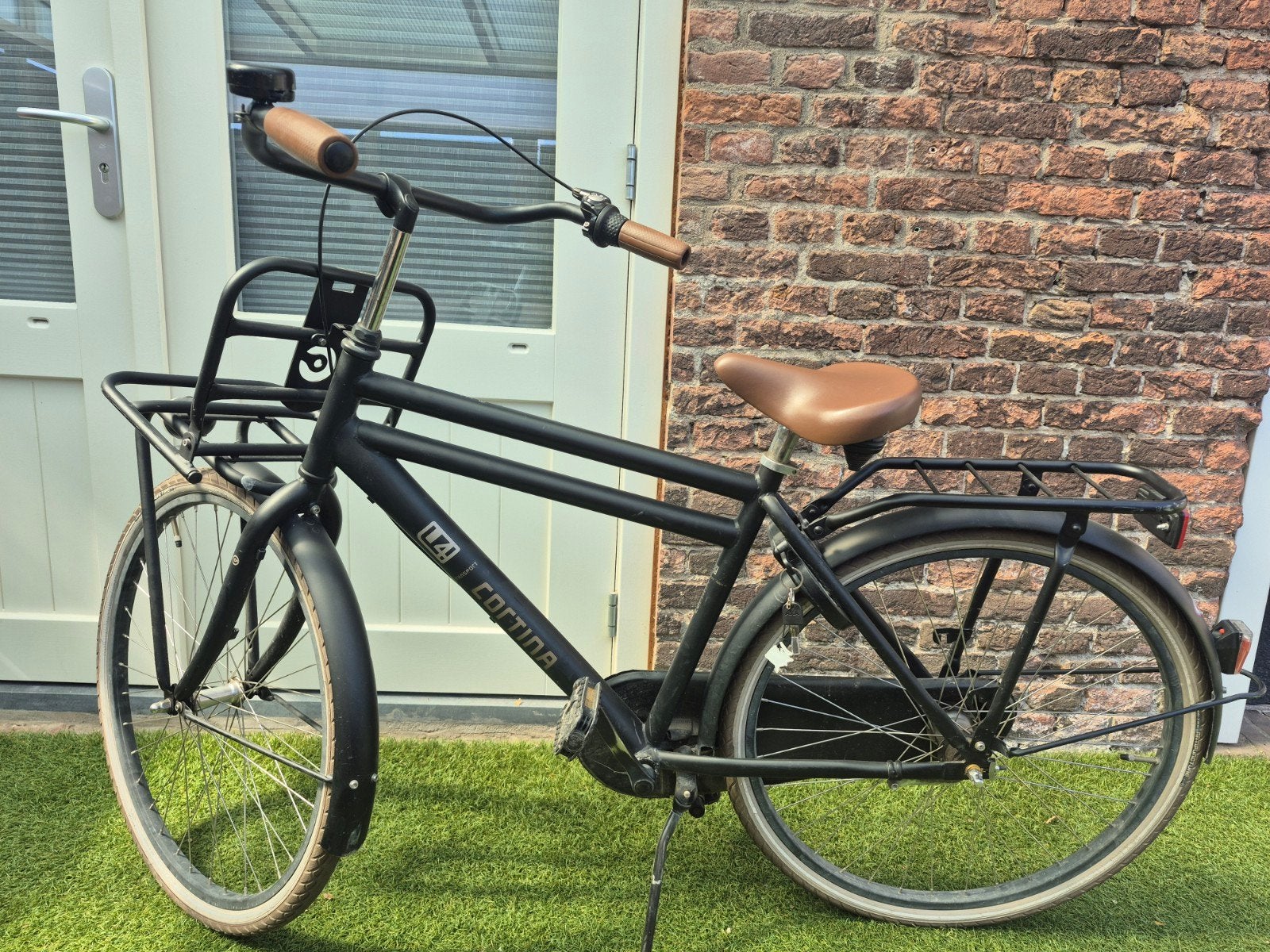 Cortina u4 jongens zwart, Fietsen en Brommers, Fietsen | Jongens, Terugtraprem, Gebruikt, Cortina U4 transportfiets, Versnellingen