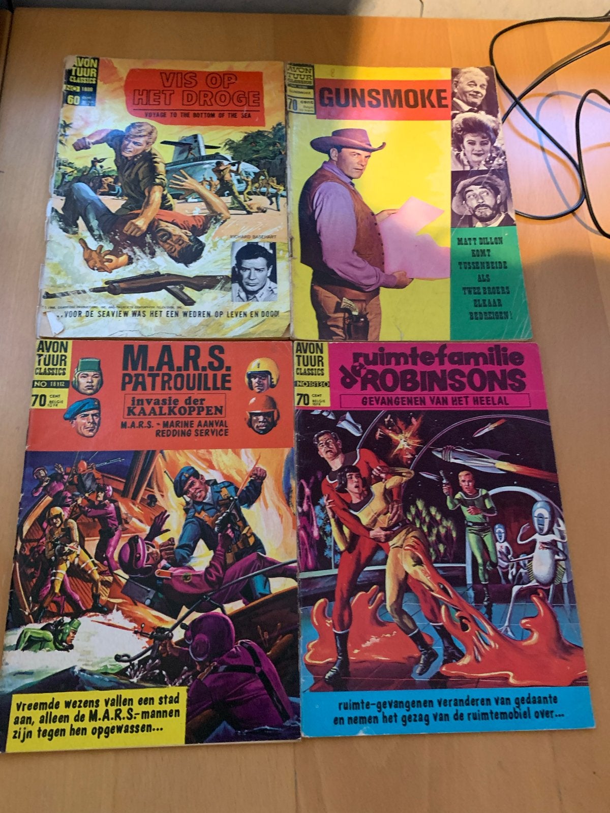 Vintage stripboeken: Vis op het Droge, Gunsmoke, M.A.R.S., R, Meerdere stripboeken, Ophalen of Verzenden, Gelezen