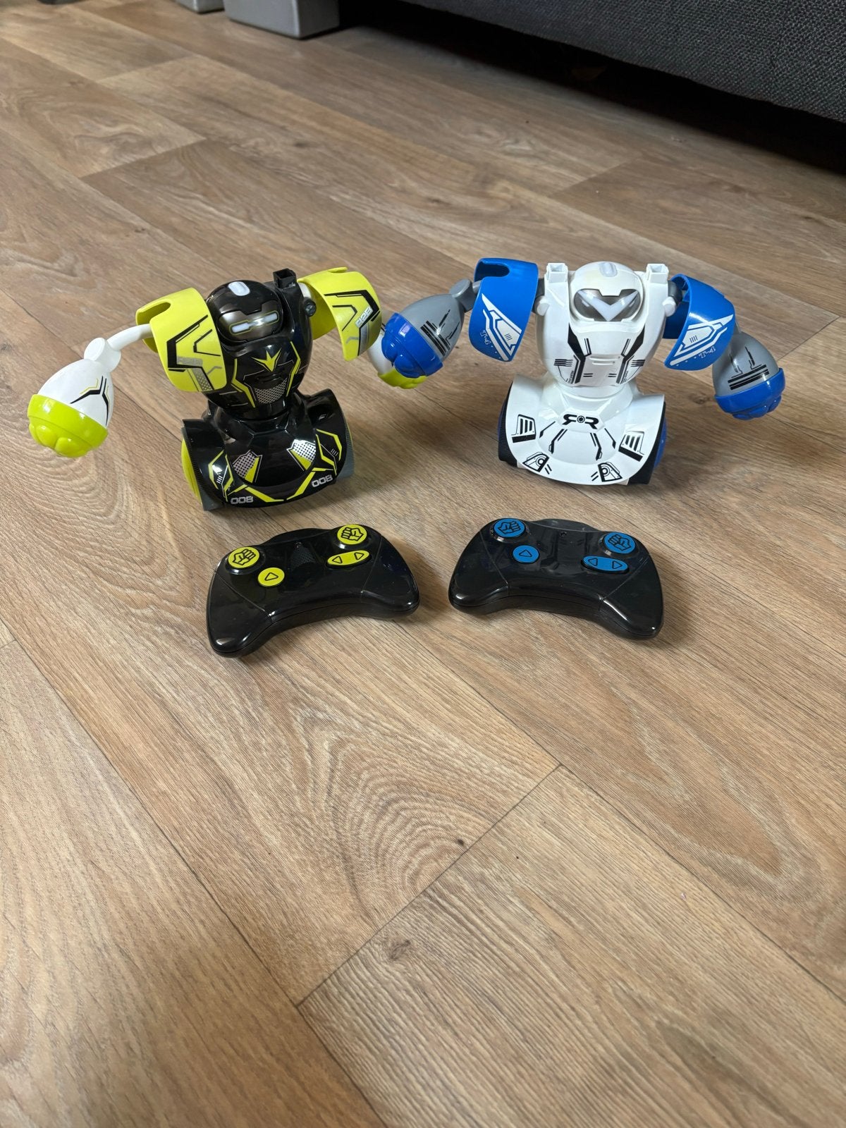 Silverlit Vechtende Robots - met afstandsbediening, Ophalen of Verzenden, Gebruikt, Jongen of Meisje