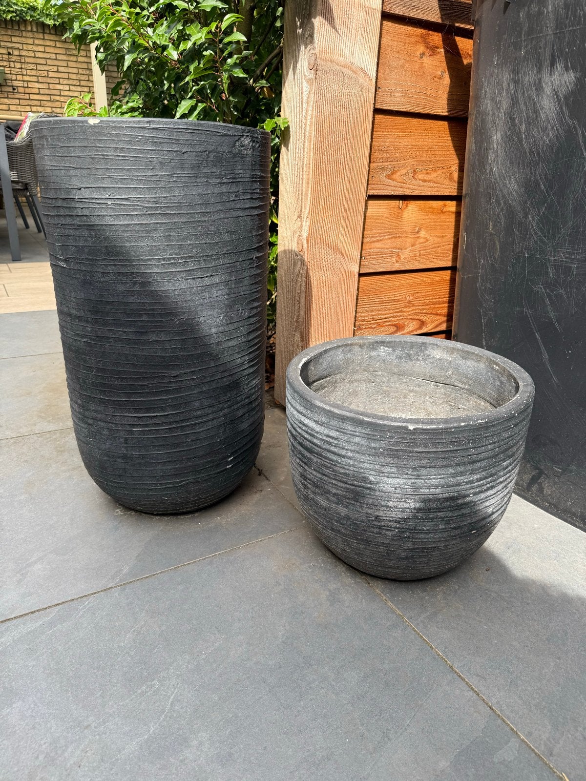 Set van 2 bloempotten, Tuin en Terras, Ophalen, Overige materialen, Gebruikt, Minder dan 60 cm