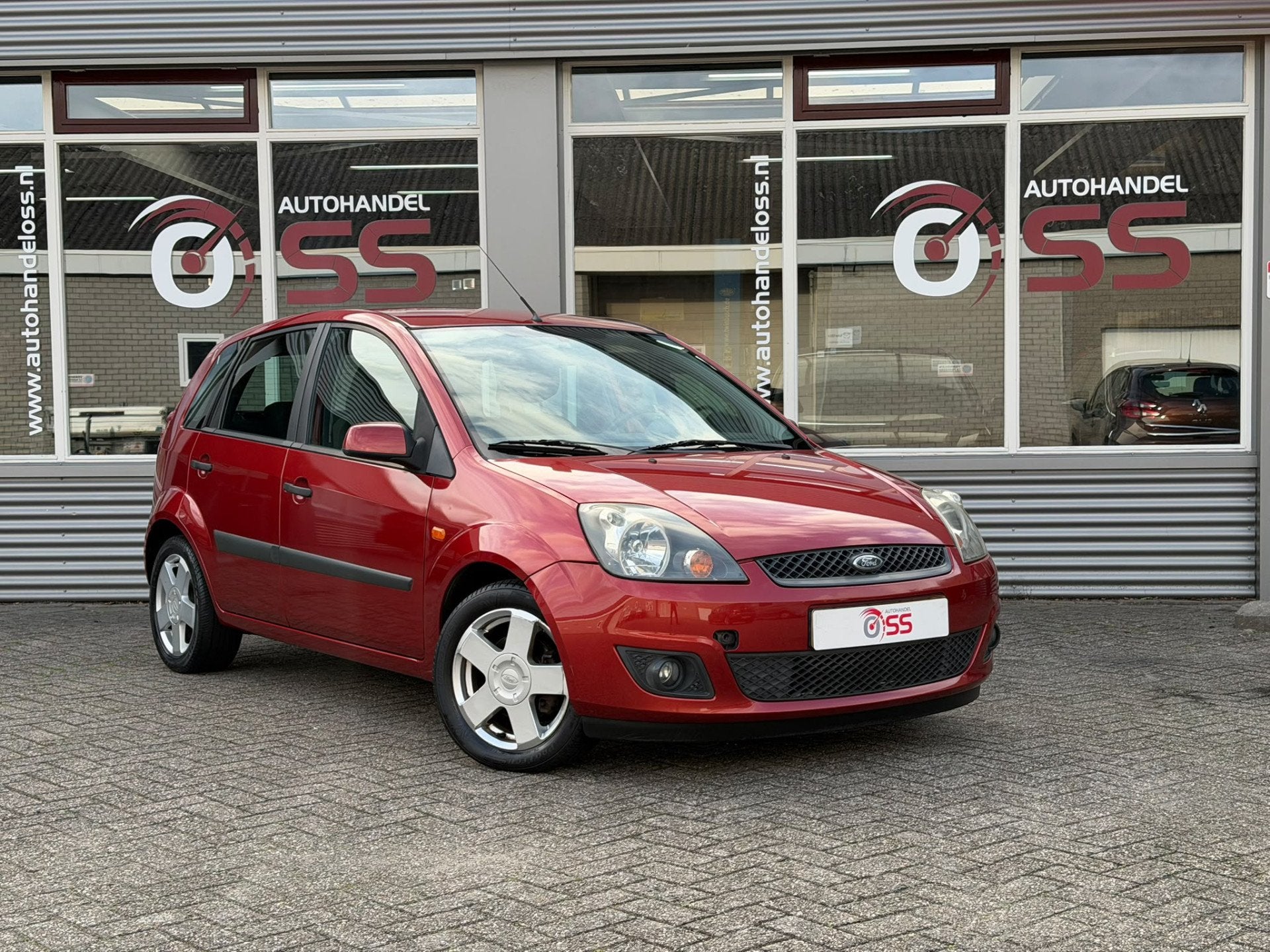 Ford Fiesta 1.3-8V Futura AIRCO LMV 09-27 APK (bj 2006), 1299 cc, Origineel Nederlands, Bedrijf, Handgeschakeld
