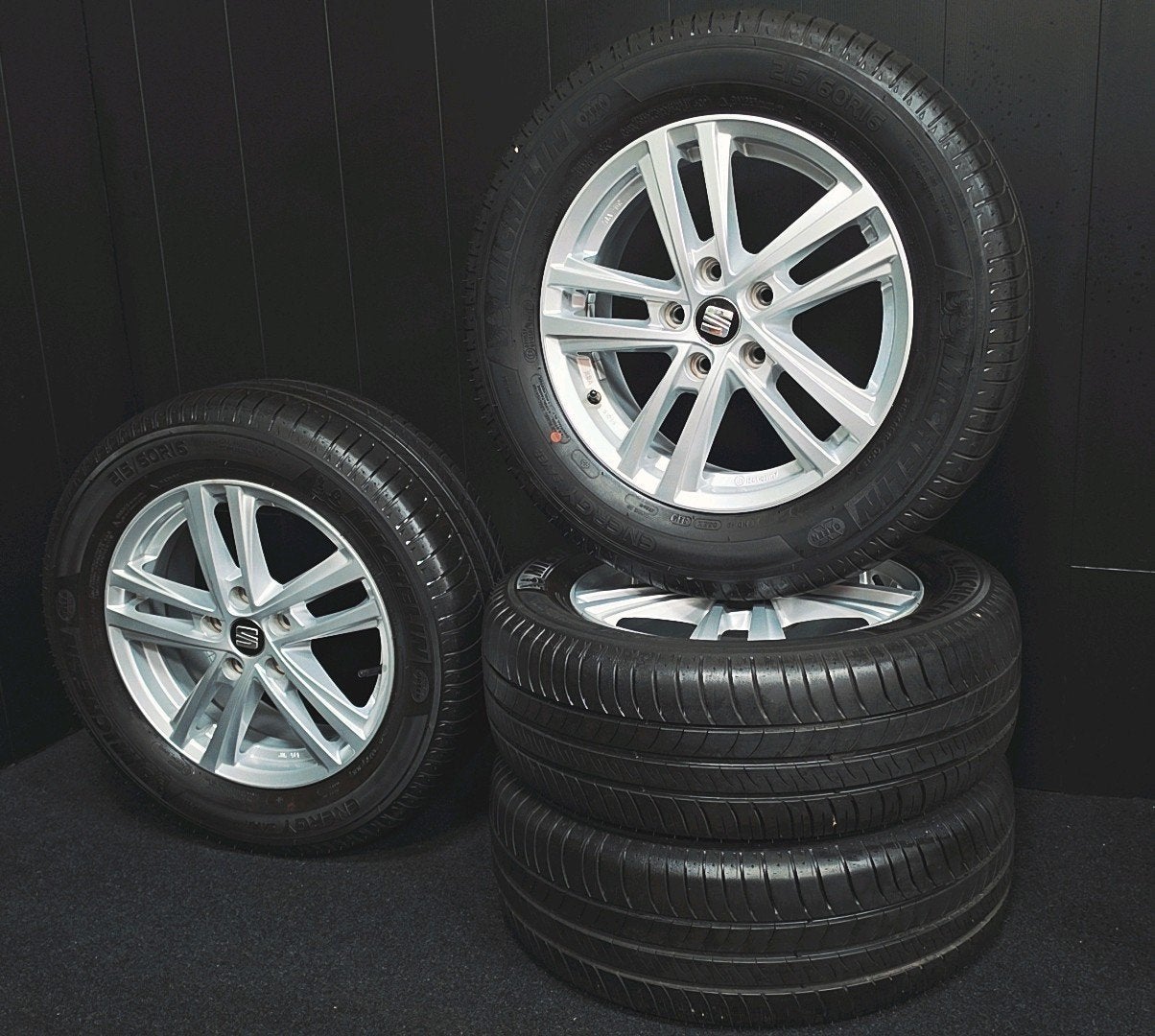 Seat Ateca velgen met Michelin zomerbanden, Auto-onderdelen, Banden en Velgen, 16 inch, Banden en Velgen, Ophalen of Verzenden