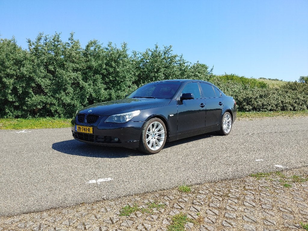 2004 BMW 530i e60 Handgeschakeld, Achterwielaandrijving, Zwart, 2000 kg, Stoelverwarming