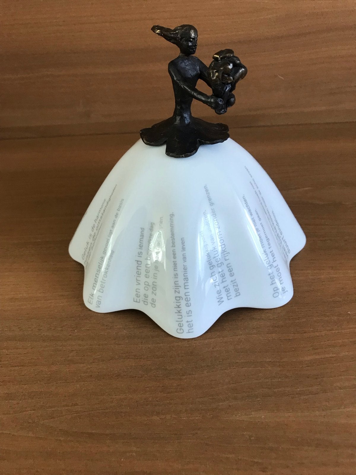 Bronzen balerina danseres beeldje met porseleinen rok, Ophalen, Brons