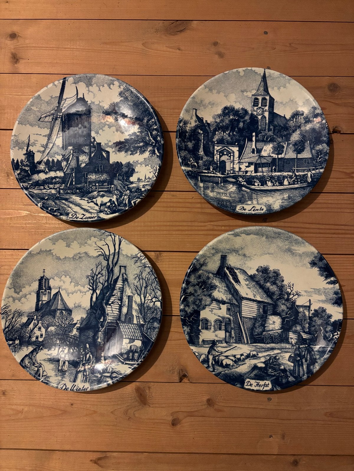 Set van 4 Delfts Blauwe sierborden - Hollandse landschappen, Antiek en Kunst, Ophalen