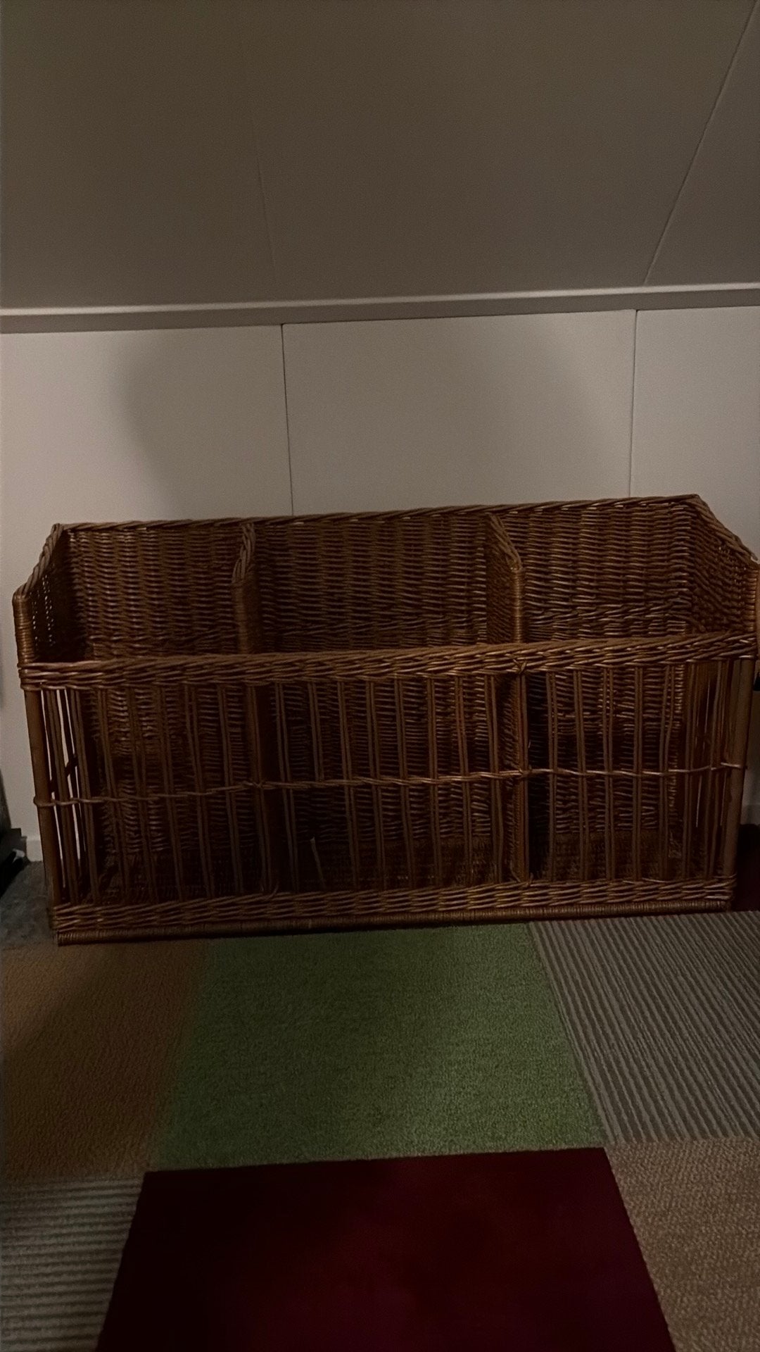 Stevig rotan brede  mand met 3 opbergruimtes, Ophalen, Gebruikt, Rond, Riet