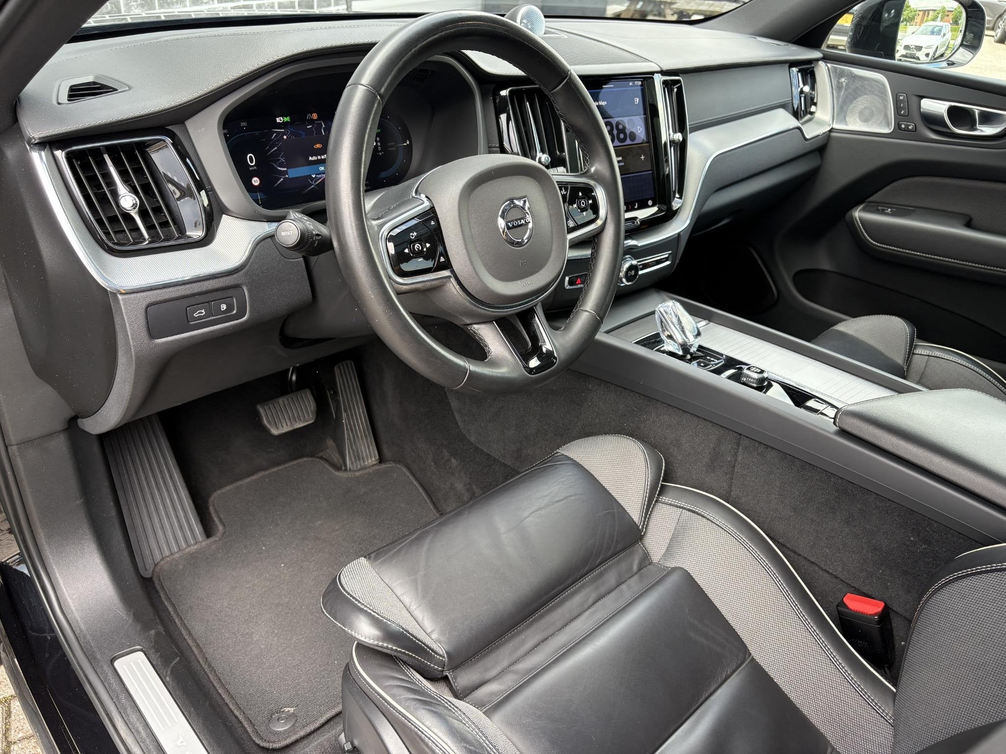 Volvo XC60 Plug-in-Hybrid T8 AWD Polestar Engineered | Long, Auto's, 12 maanden, Gebruikt, Euro 6, 4 cilinders