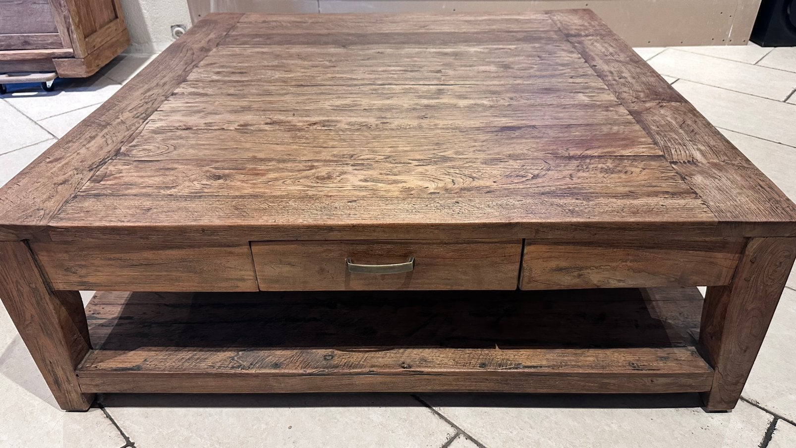 Salontafel van massief driftwood, Ophalen, Vierkant, Zo goed als nieuw, 5 – 50