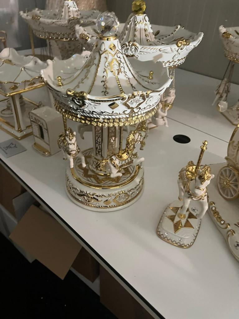 Carosels capodimonte, Ophalen of Verzenden