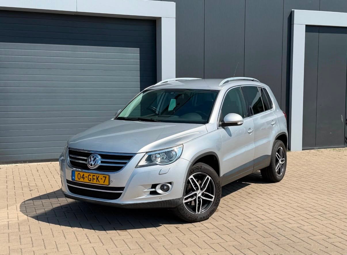 Volkswagen Tiguan 2.0 Tfsi 4MOTION DSG nieuw APK 09 2027, Auto's, Automaat, Stof, Zwart, 4 cilinders