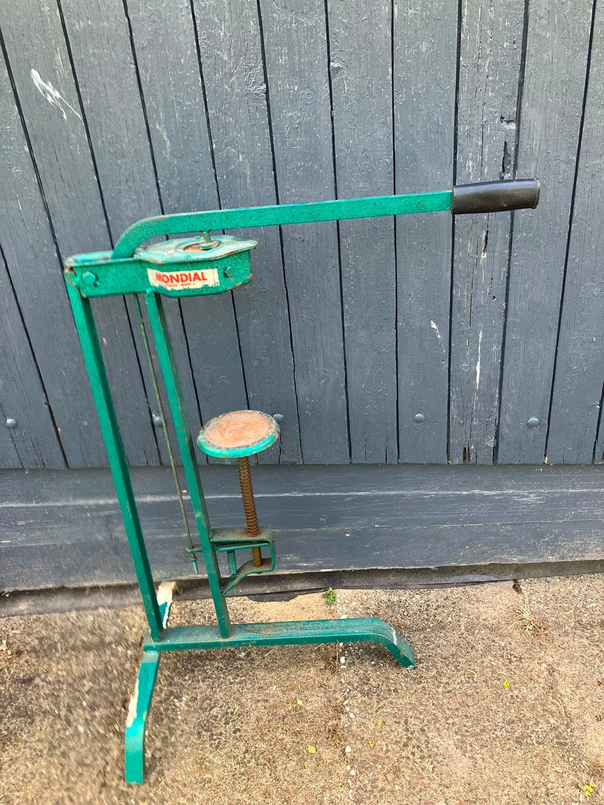 Fleskurker fles kurkapparaat, Ophalen, Gebruikt