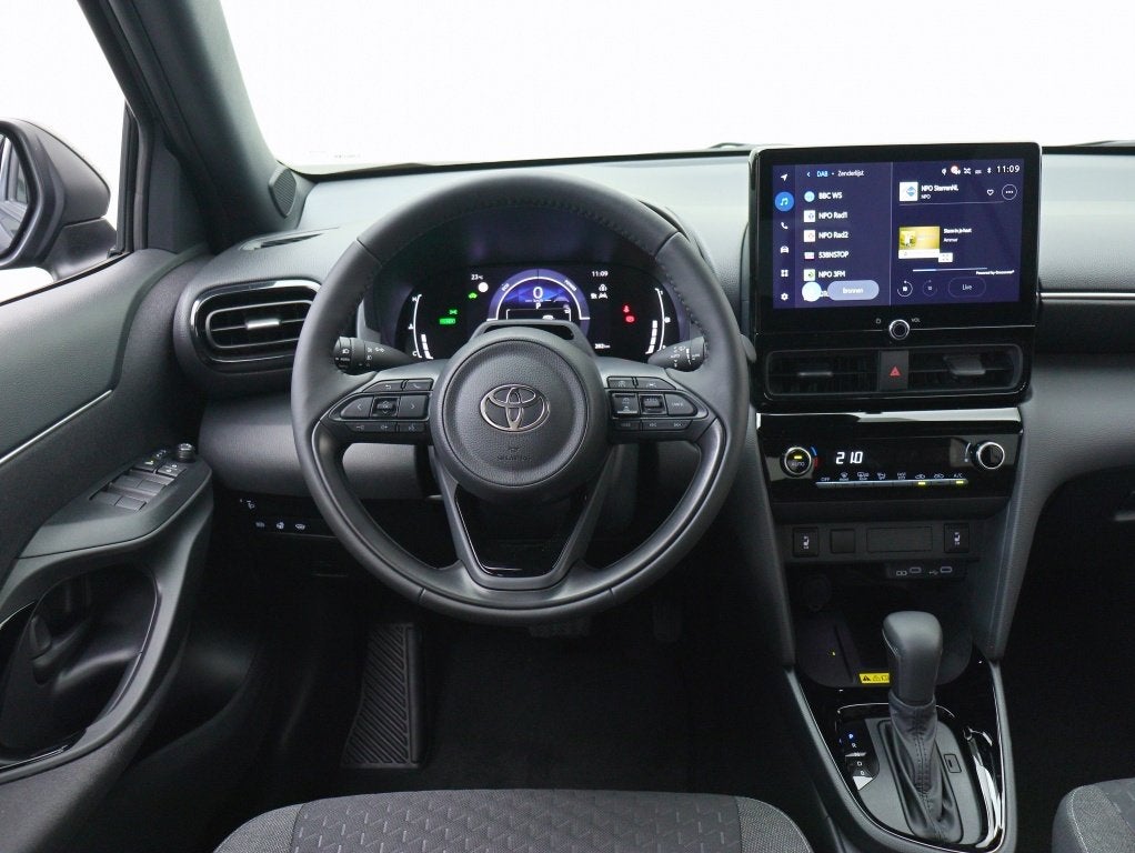 Toyota Yaris Cross 1.5 Hybrid 130pk Dynamic + Comfort Pack |, Gebruikt, 23 km/l, 1490 cc, Bedrijf