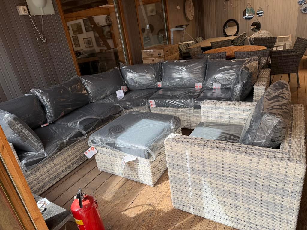 Mooie grote loungeset / hoekbank met grote stoel en hocker, Nieuw, Ophalen of Verzenden, Loungeset, Wicker