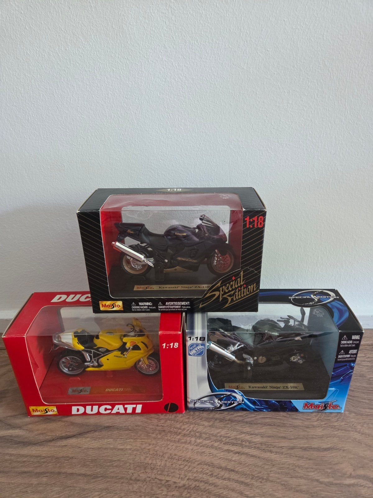 Maisto 1:18 motoren – Ducati 749S + Kawasaki ZX-10R & ZX-12R, Ophalen of Verzenden, Nieuw, Motor, Maisto