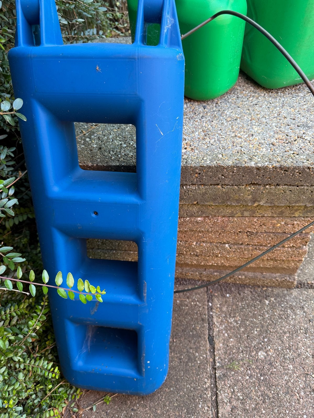 Blauwe kunststof opstapje voor een boot, Ophalen, Gebruikt, Overige typen