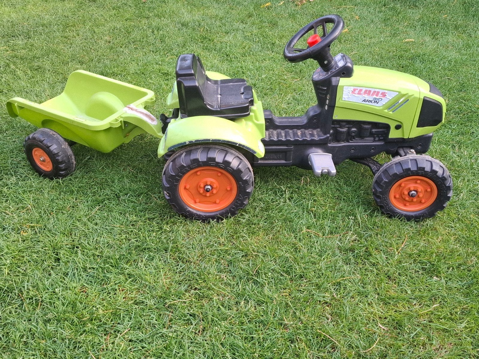 Claas Arion 410 traptractor met aanhanger, Ophalen, Gebruikt, Trapvoertuig