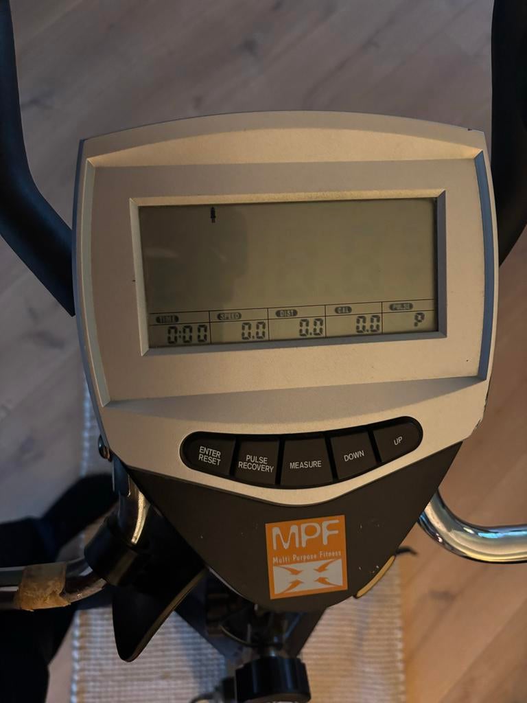 Hometrainer MPF 2850, Sport en Fitness, Fitnessapparatuur, Ophalen, Gebruikt, Metaal, Benen
