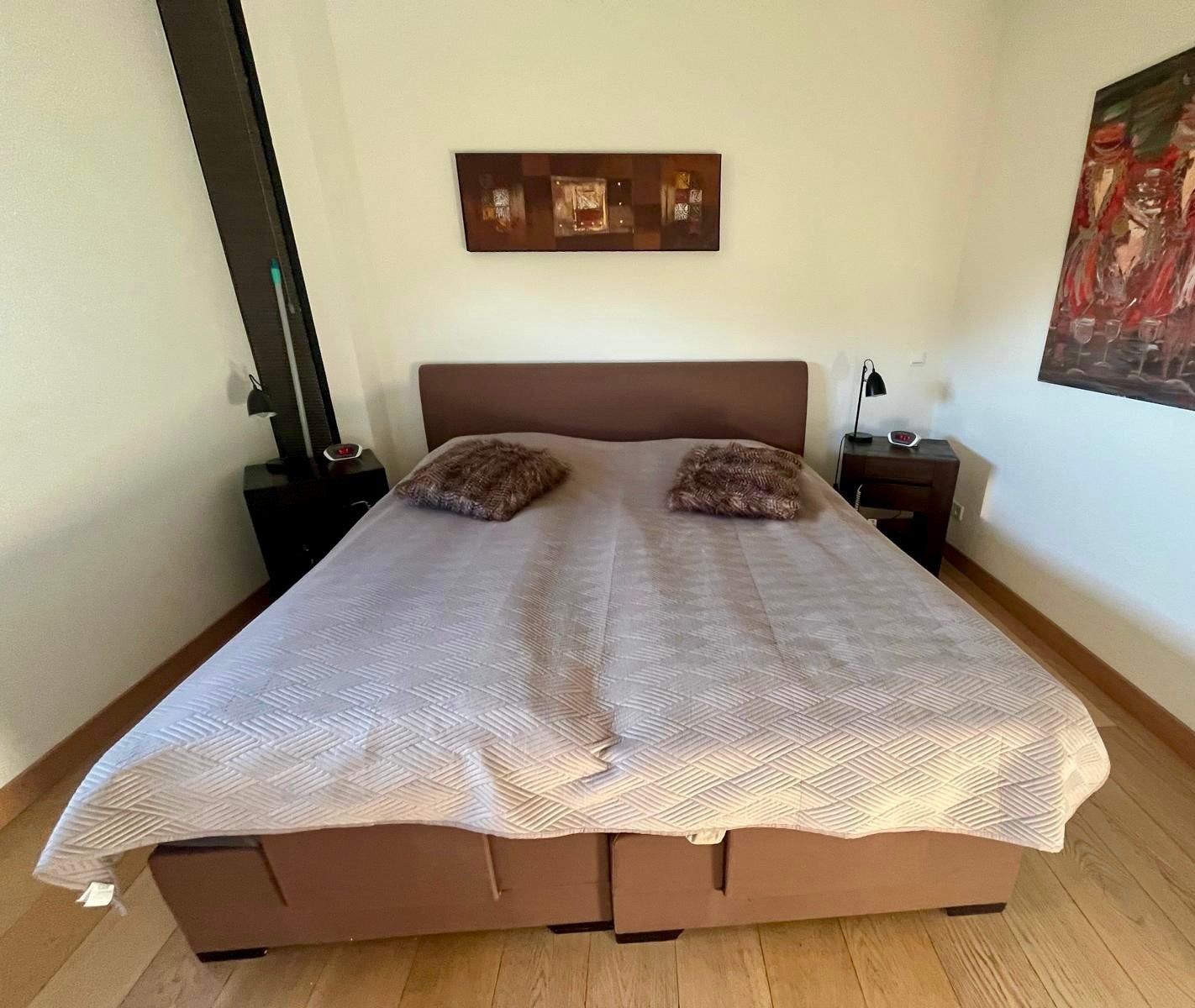 Swiss Sense boxspring elektrisch verstelbaar, Huis en Inrichting, Ophalen, Verstelbaar, Bruin, Tweepersoons