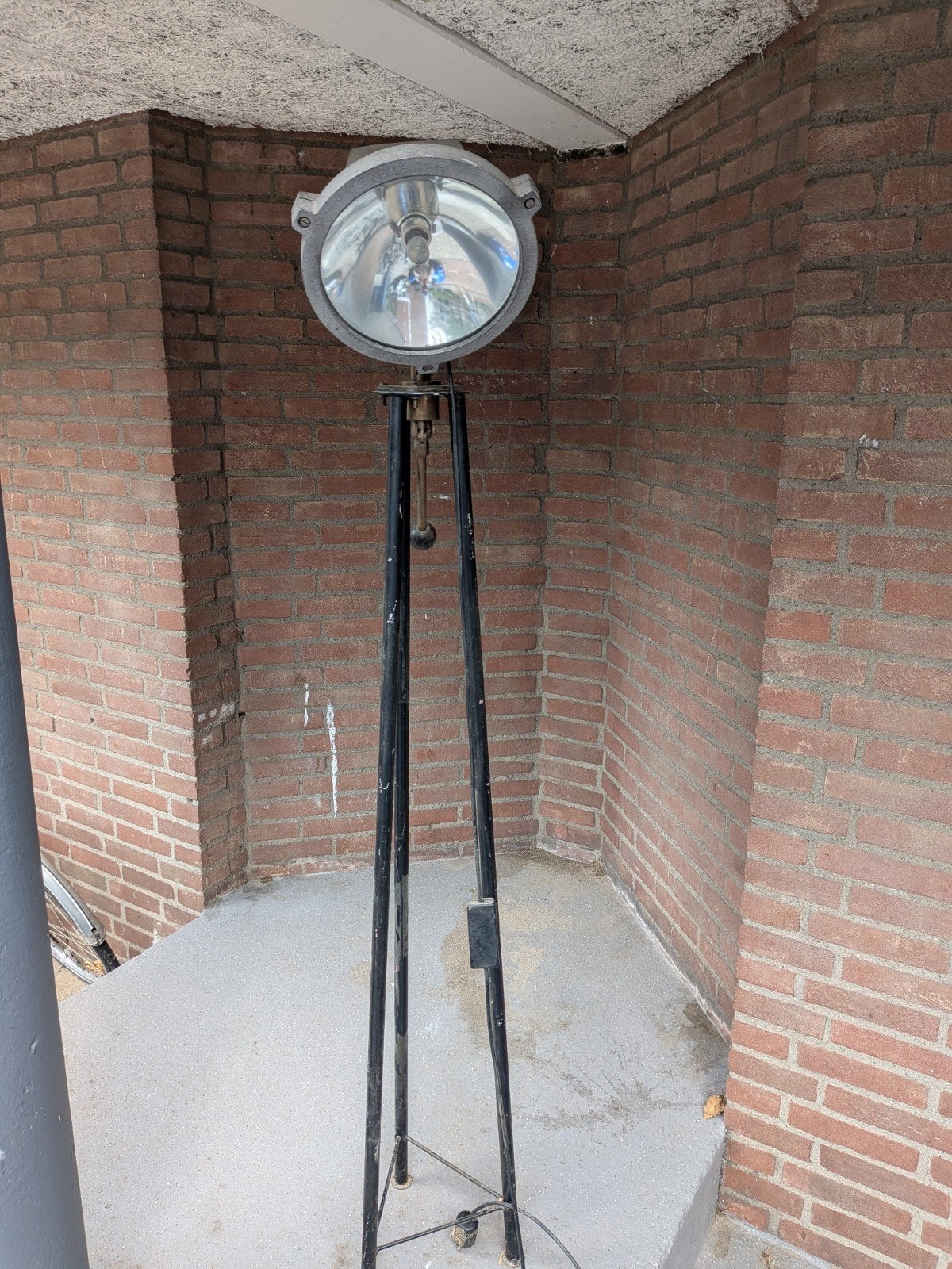Vintage industriële statief lamp - Studio / Film lamp, Ophalen