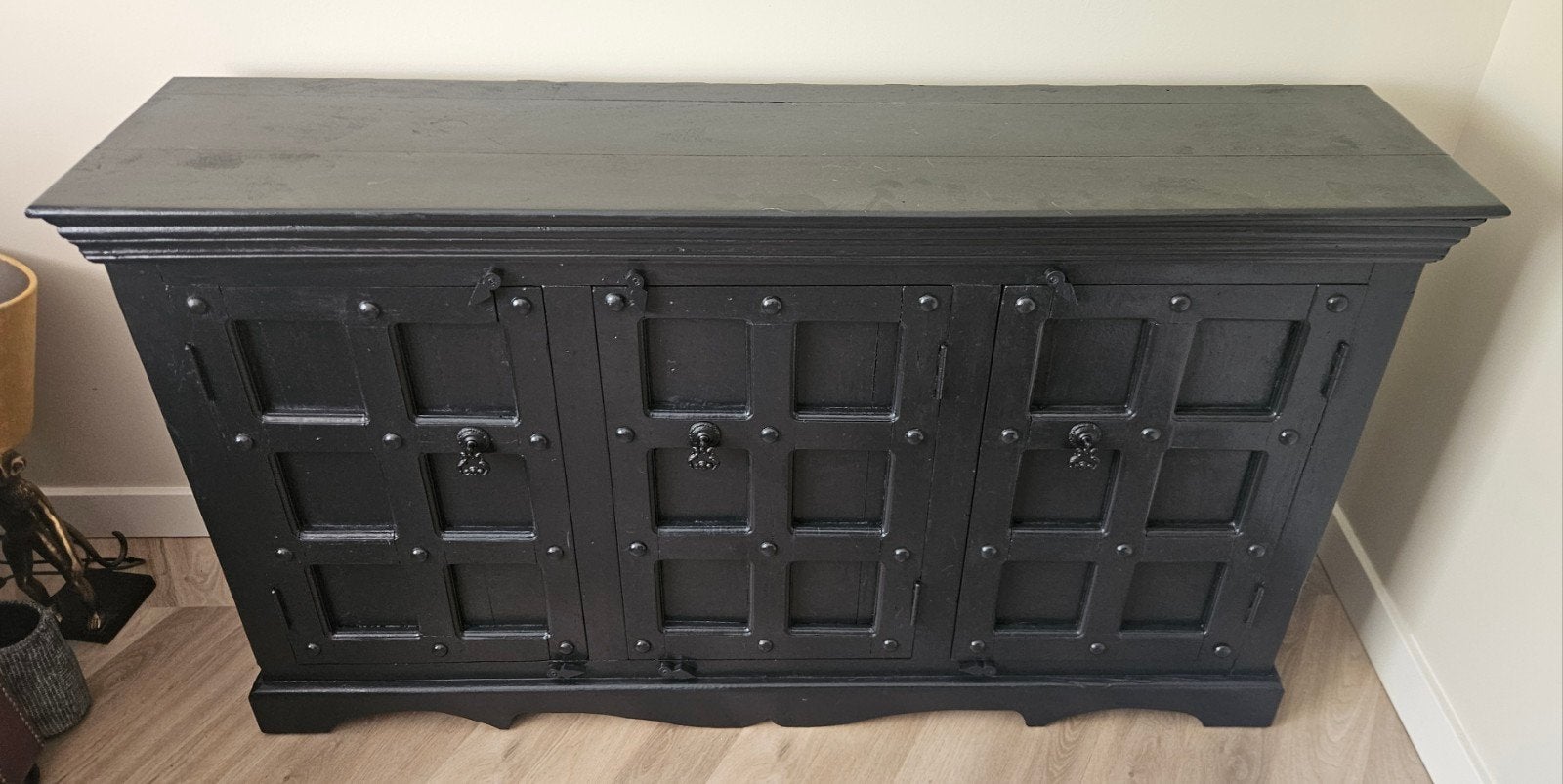 Dressoir, Ophalen, Met deur(en)