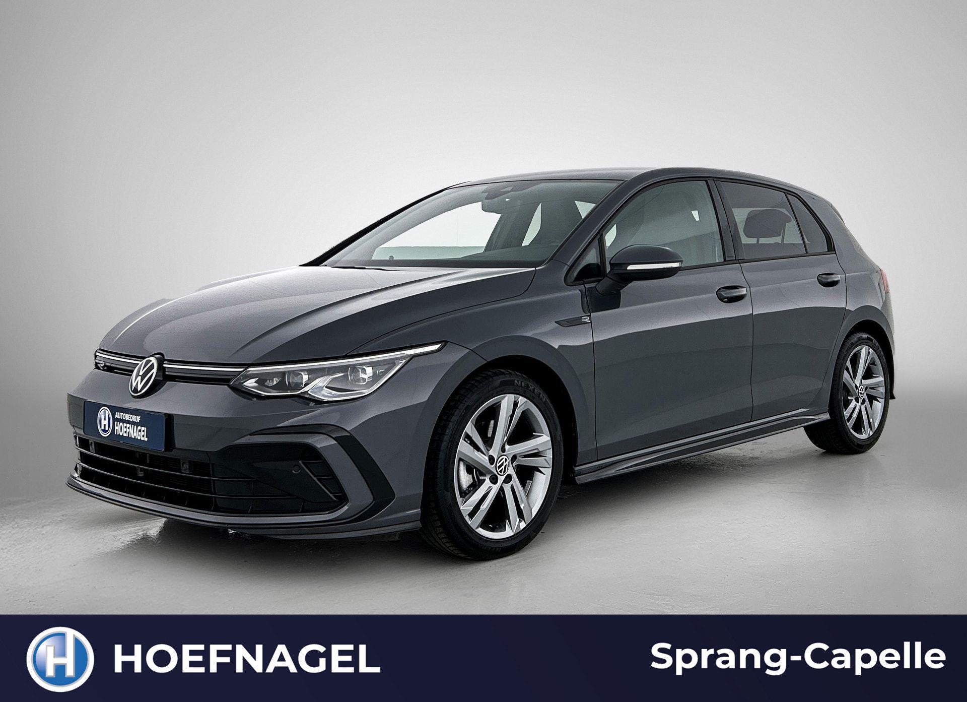Volkswagen Golf 1.5 eTSI R-Line (2x)| Stoelverwarming | Carp, Auto's, 4 cilinders, Automatische klimaatregeling, Alcantara, Bedrijf