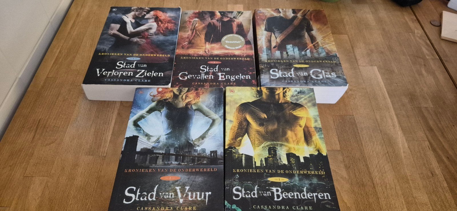 De Kronieken van de Onderwereld - Cassandra Clare, Ophalen of Verzenden, Zo goed als nieuw