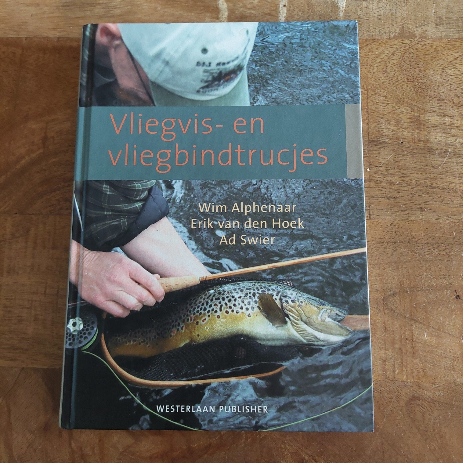 Vliegvis- en vliegbindtrucjes - Wim Alphenaar, Ophalen of Verzenden, Zo goed als nieuw