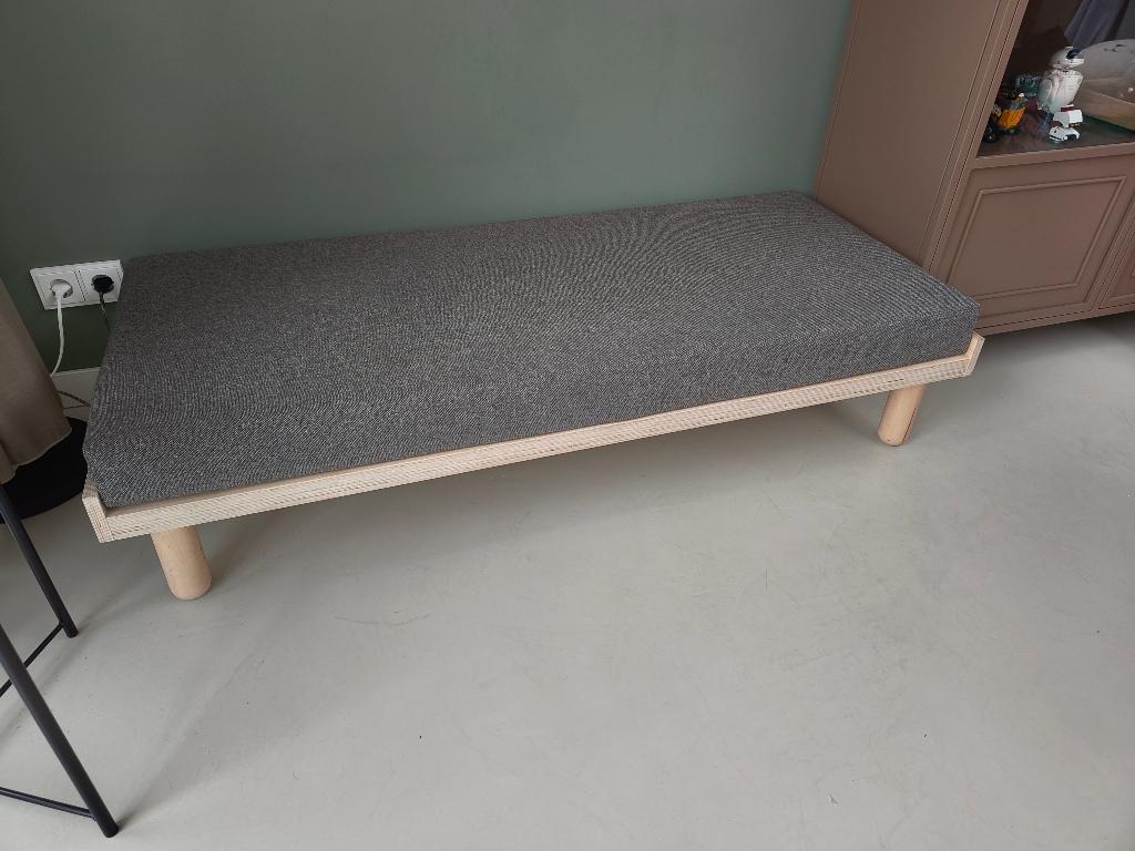 Daybed, bankje met kussen 148x60 Scandinavisch, Ophalen
