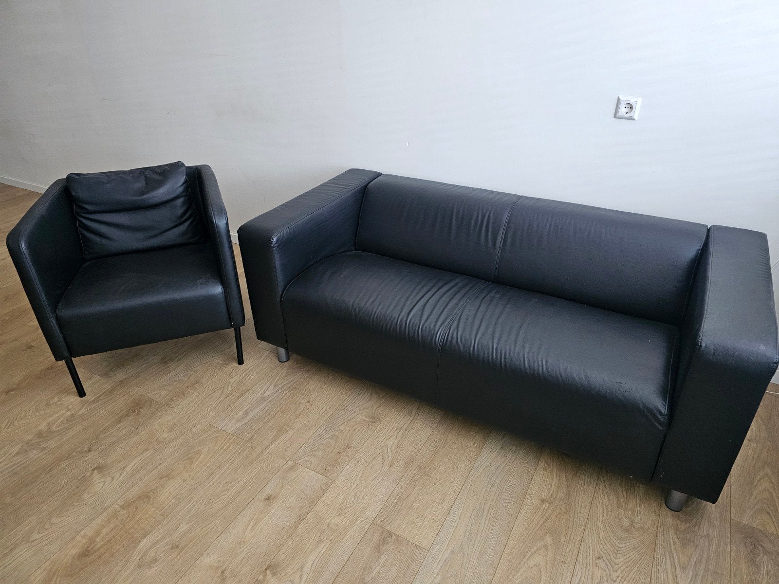 Zwarte leren bank en fauteuil Ikea, Ophalen, Gebruikt, 150 tot 200 cm, Tweepersoons