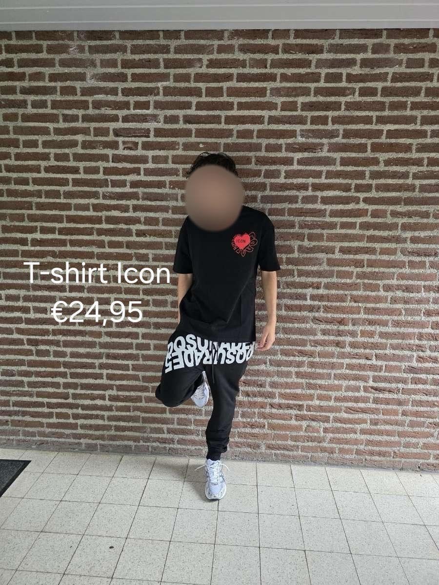 Icon T-shirt Heren - Zwart met Rood Hart Logo, Kleding | Heren, T-shirts, Zwart, Nieuw, Ophalen of Verzenden, Icon