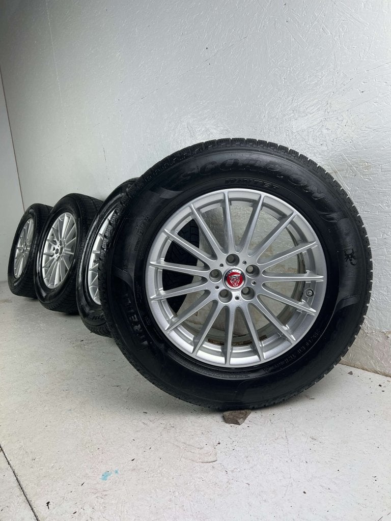 Originele Jaguar XE E-Pace I-Pace velgen 18” winterset 5x108, Auto-onderdelen, Banden en Velgen, Niet ingevuld, 18 inch, Gebruikt