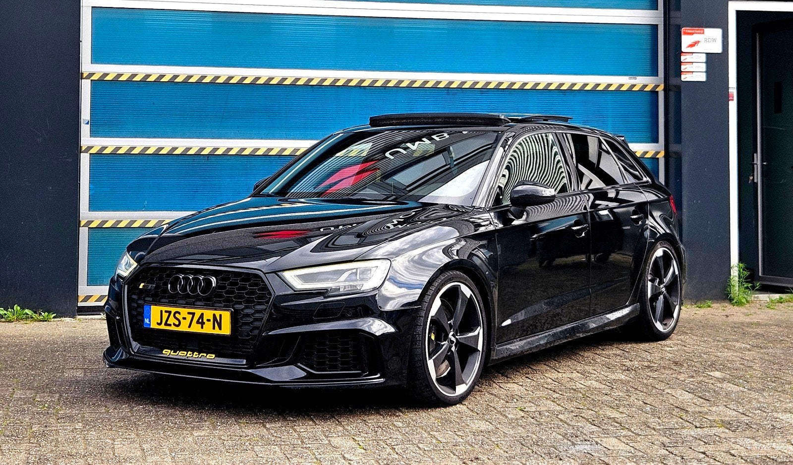 Audi RS3 2.5 270KW Sportback 2020 Zwart Pano Remus Uitlaat, Auto's, Audi, Bedrijf, RS3, 4x4, ABS, Achteruitrijcamera, Adaptive Cruise Control