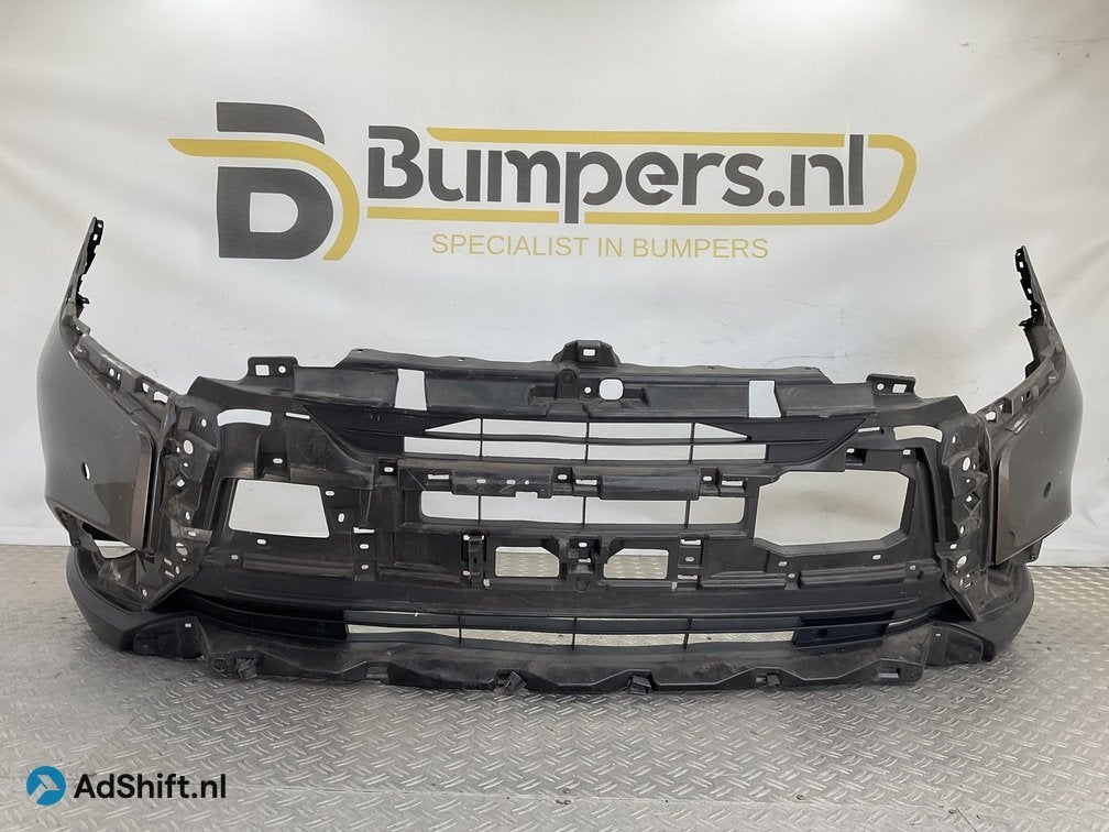 Bumper Mitsubishi Outlander 2019 6410G227ZZ Voorbumper B10-2
