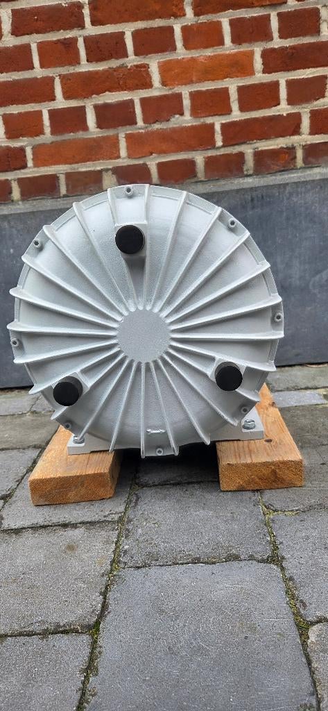 Elektror eentrapse zijkanaalventilator sd 24 m, compressor, Doe-het-zelf en Verbouw, Ophalen, Zo goed als nieuw, Minder dan 200 liter/min