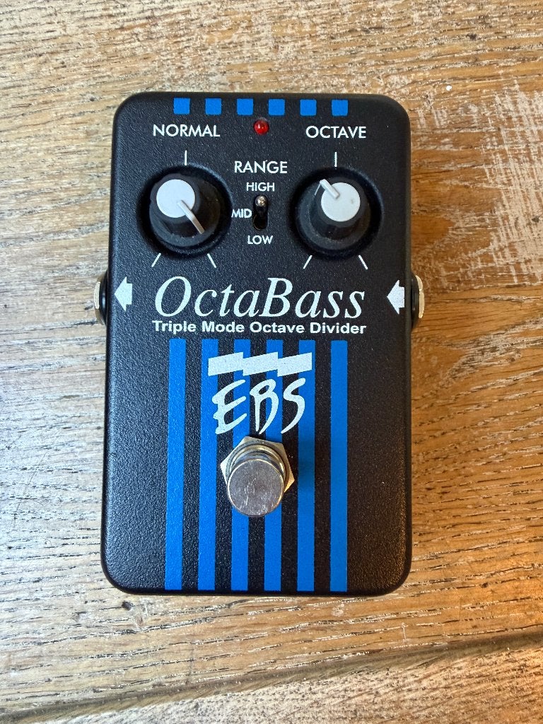 EBS OctaBass Triple Mode Octave Divider, Muziek en Instrumenten, Verzenden, Zo goed als nieuw