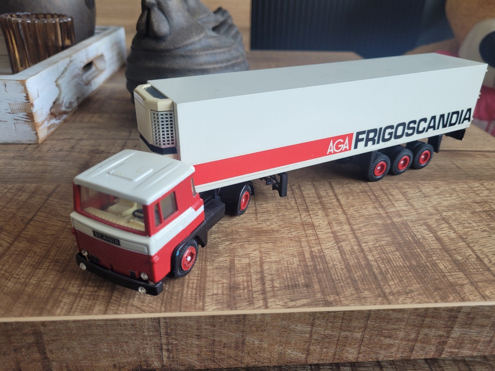 scania oplegger frigoskandia, Hobby en Vrije tijd, Modelauto's | 1:50, Tekno, Zo goed als nieuw, Tekno, Bus of Vrachtwagen